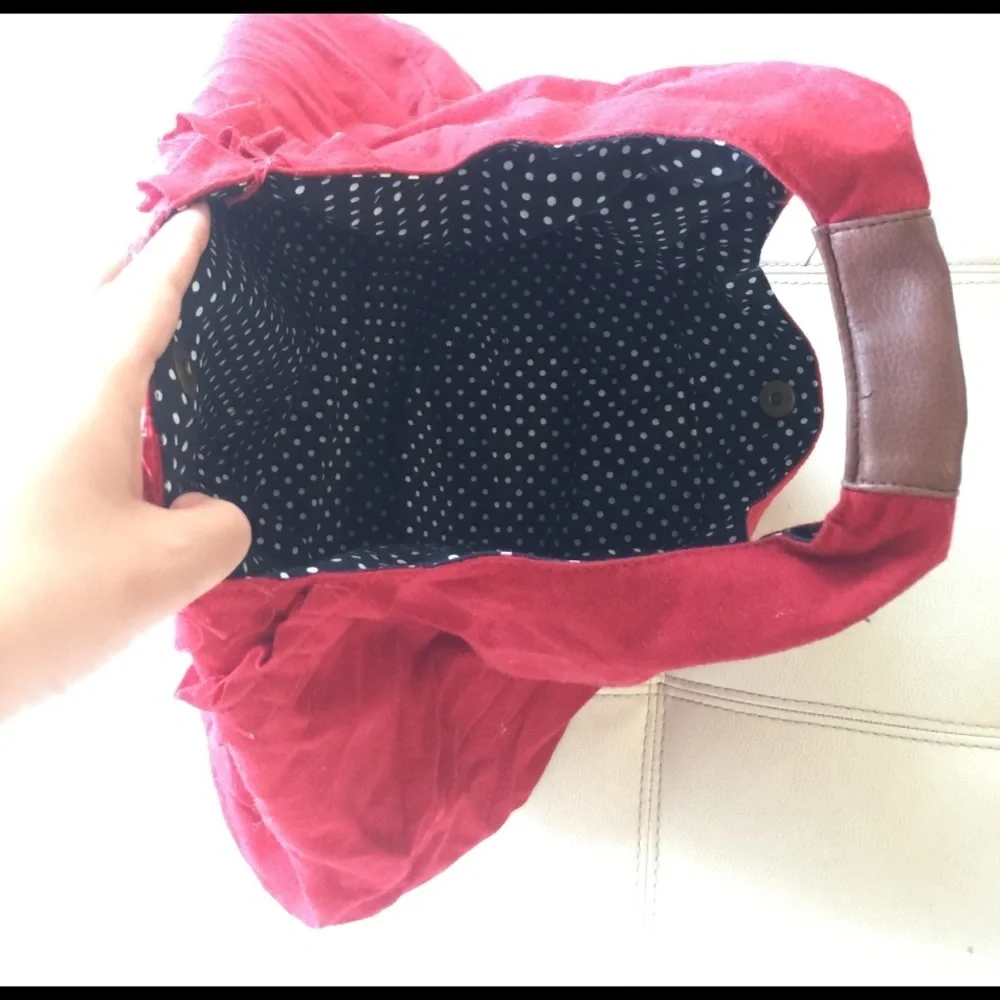 Adorable red bag perfect for holidays